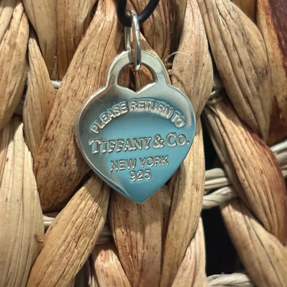 Tiffany & Co. Return to Tiffany Heart Tag Pendant Blue Enamel - Picture 5 of 12